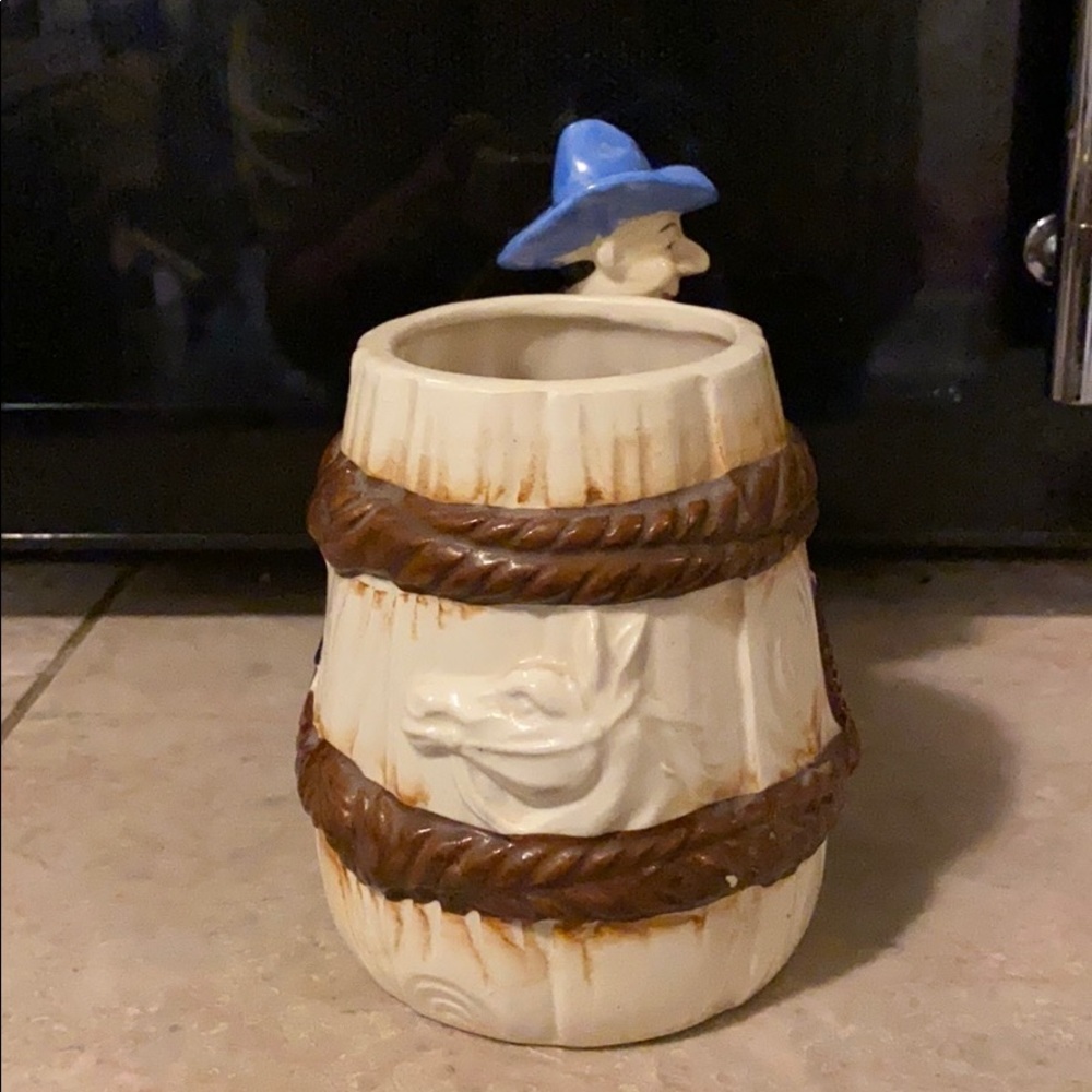Vintage cowboy handle mug - Picture 3 of 7